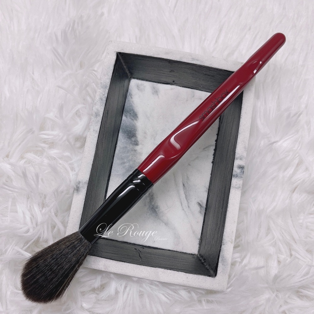 Smashbox Buildable Cheek blush highlighter Brush